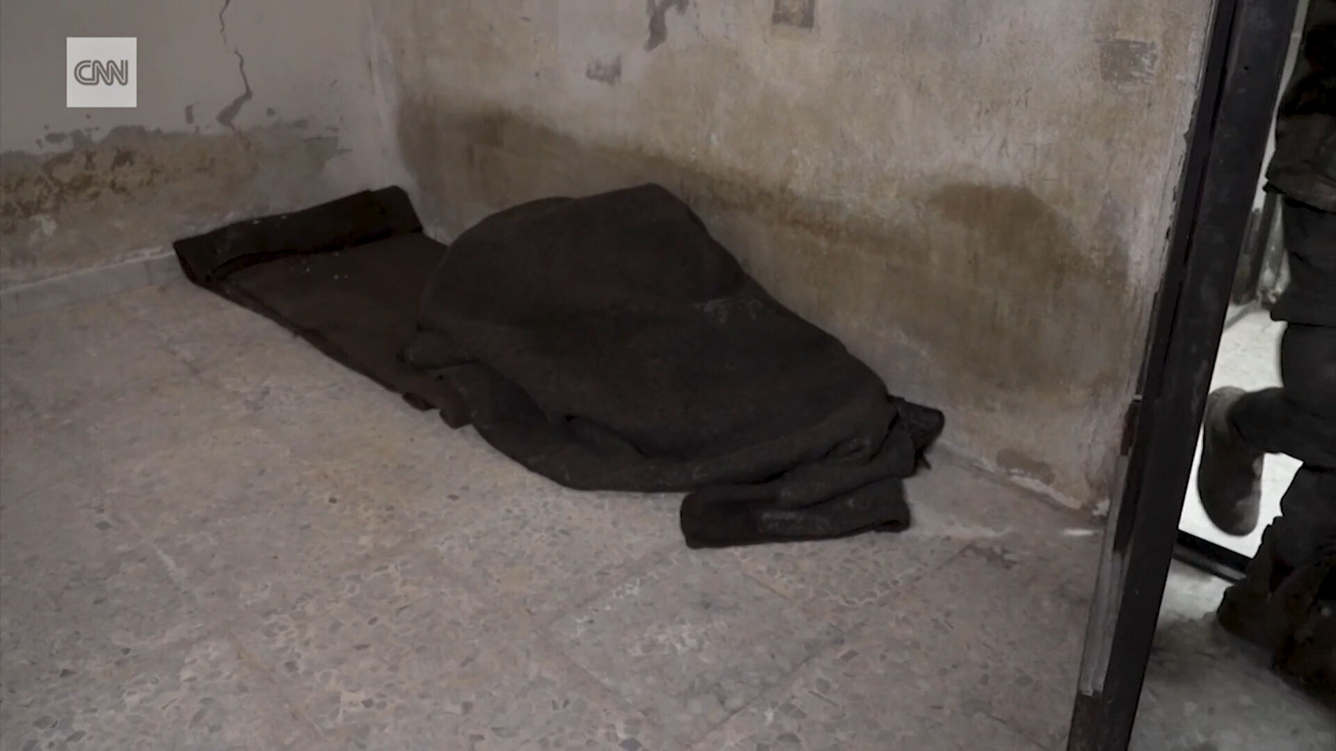 Herkesin gözüne baka baka yalan söylemişler! CNN'in tiyatrosu fena patladı - 1. Resim