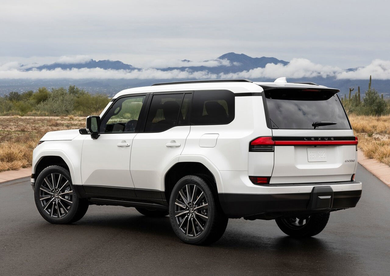 10 hoparlörlü 350 beygirlik canavar: Lexus GX 10 hoparlörlü 350 beygirlik canavar: Lexus GX - 1. Resim