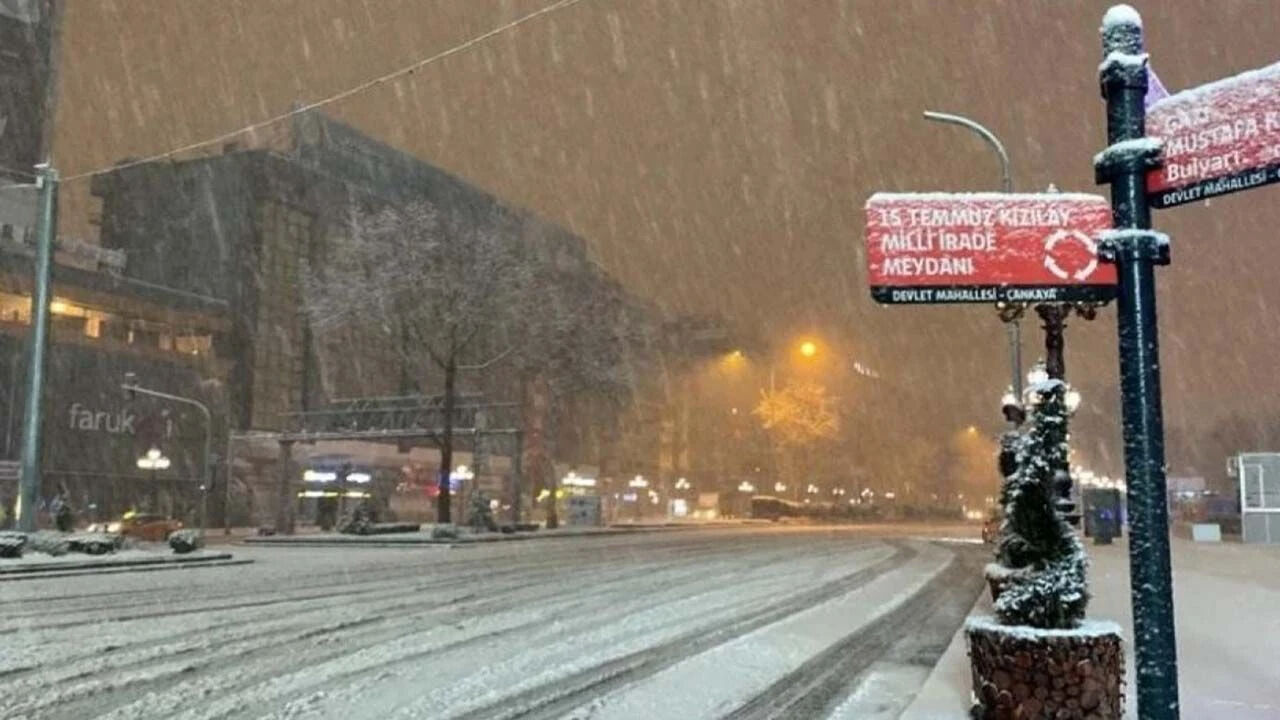 Ankara'da okullar tatil mi? 3 ilde okullar tatil edildi, meteoroloji kar uyarısında bulundu! - 3. Resim