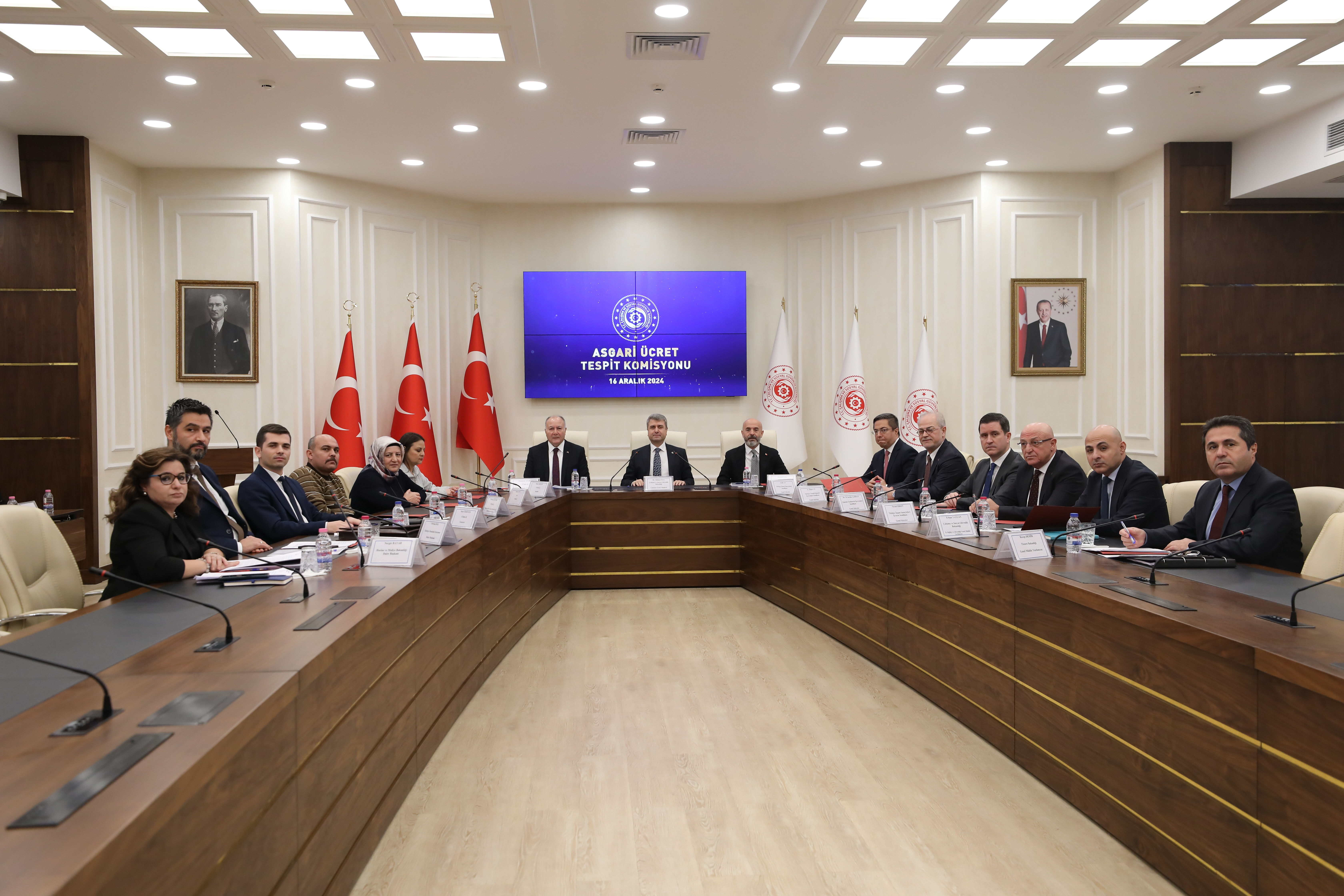 Asgari ücret pazarlığında 2. toplantı sona erdi! Zam formülü değişti, işte masadaki rakamlar - 1. Resim