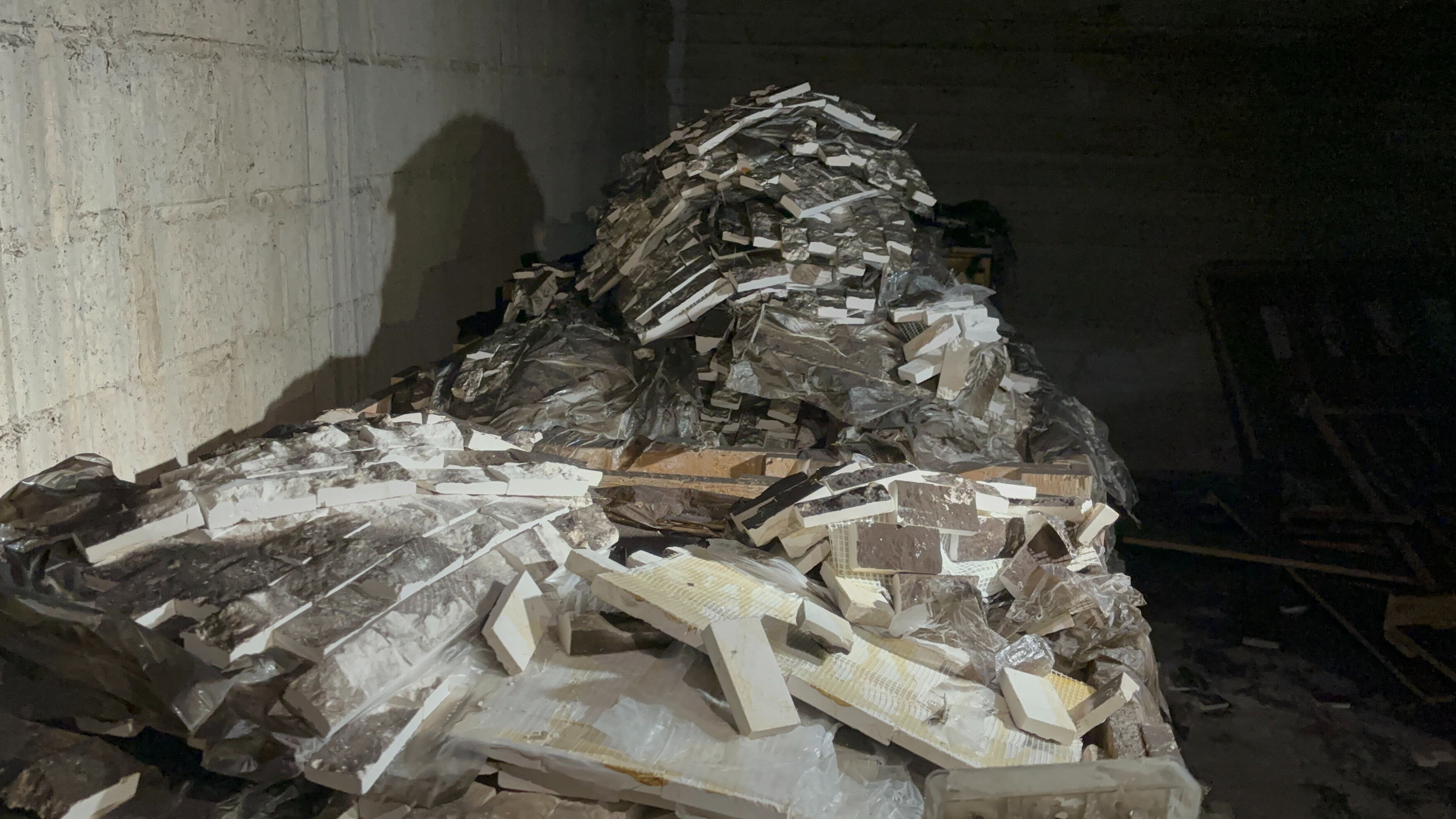 Esad yönetiminin karanlık yüzü ortaya çıkıyor: Büyük servetin kaynağı uyuşturucuymuş Esad yönetiminin karanlık yüzü ortaya çıkıyor: Büyük servetin kaynağı uyuşturucuymuş - 2. Resim