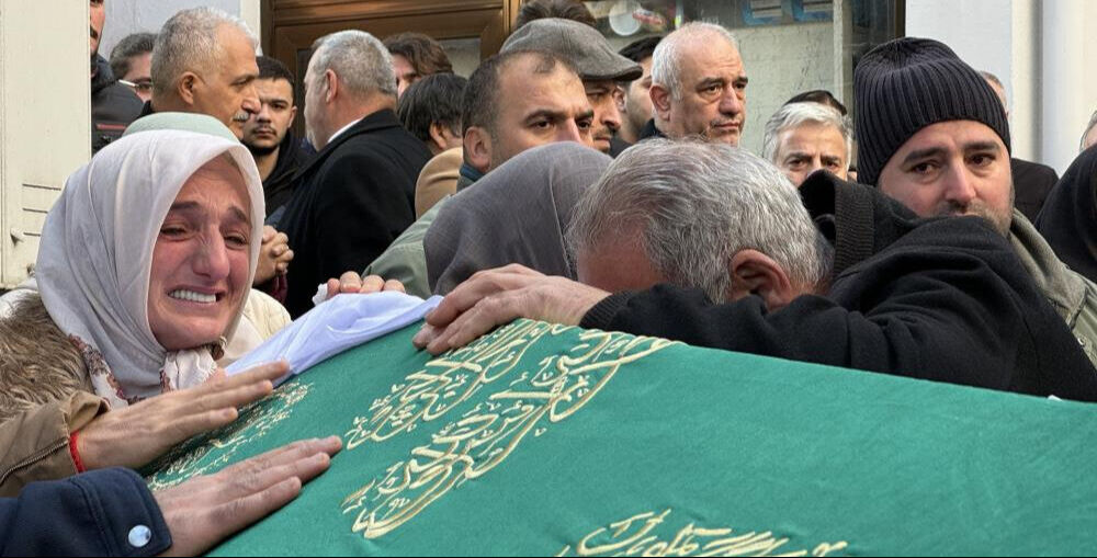 İBB'ye bağlı 2 İETT otobüsü farklı noktalarda 2 kişiyi ezerek ölümlerine neden olmuştu! Beşiktaş'taki olayda şoför tutuklandı - 1. Resim