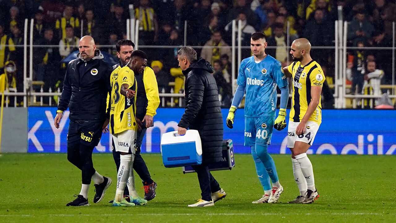 Kahraman En-Nesyri! Fener evinde güldü - 2. Resim