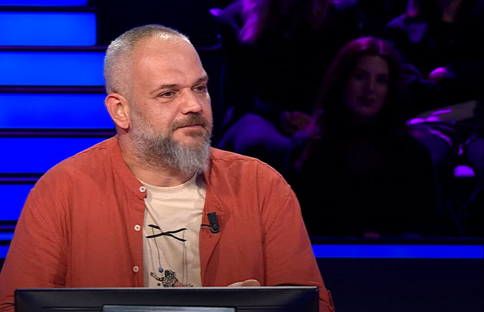 Kim Milyoner Olmak İster'de yarışmacıdan şaşırtan hamle! Herkes neye uğradığını şaşırdı - 3. Resim