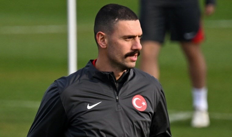 Merih Demiral Fenerbahçe'ye mi transfer oluyor? Al Ahli takımında forma giyiyor  - 2. Resim