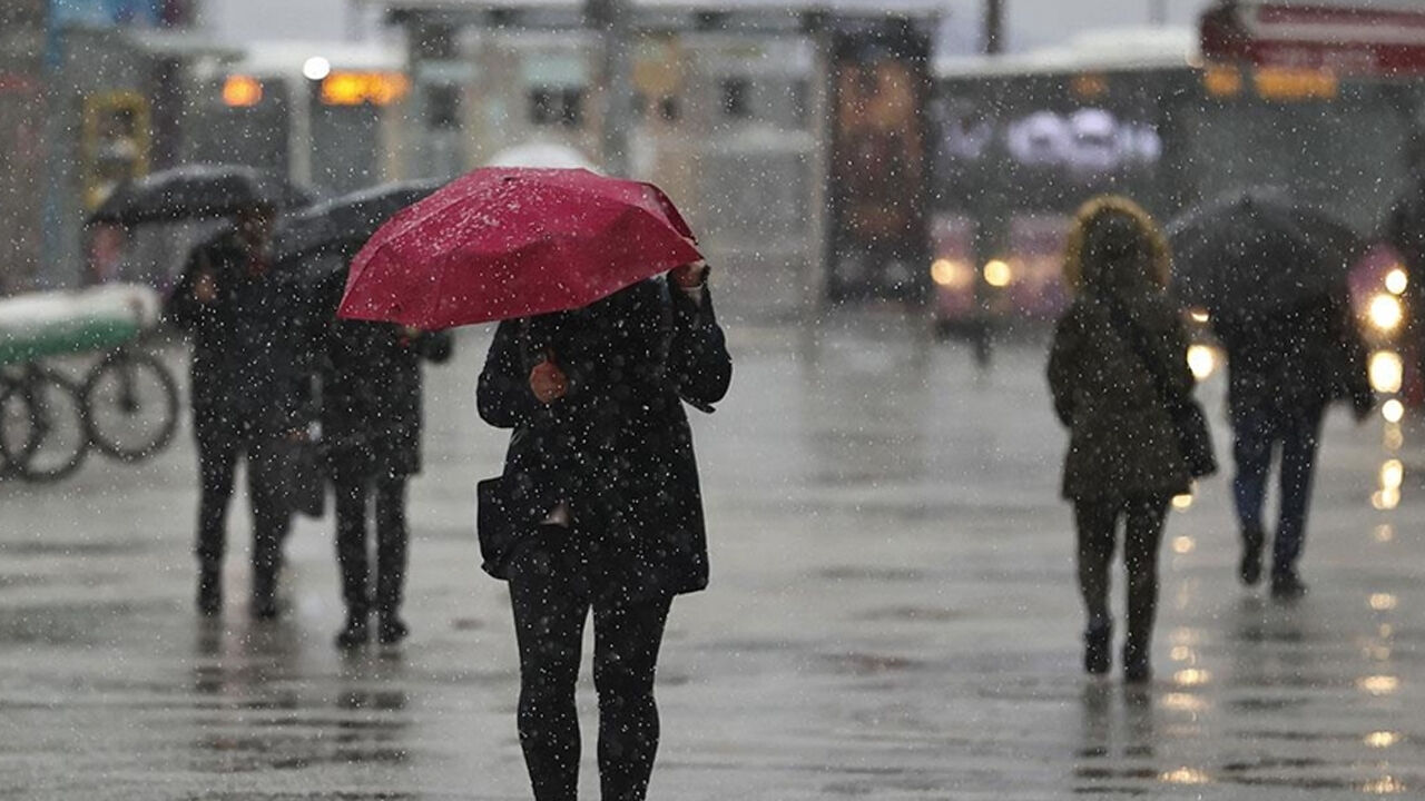 Meteoroloji'den il il kar ve sağanak uyarısı! İstanbul, Ankara, İzmir... Orhan Şen tek tek açıkladı Meteoroloji'den il il kar ve sağanak uyarısı! İstanbul, Ankara, İzmir... Orhan Şen tek tek açıkladı - 2. Resim
