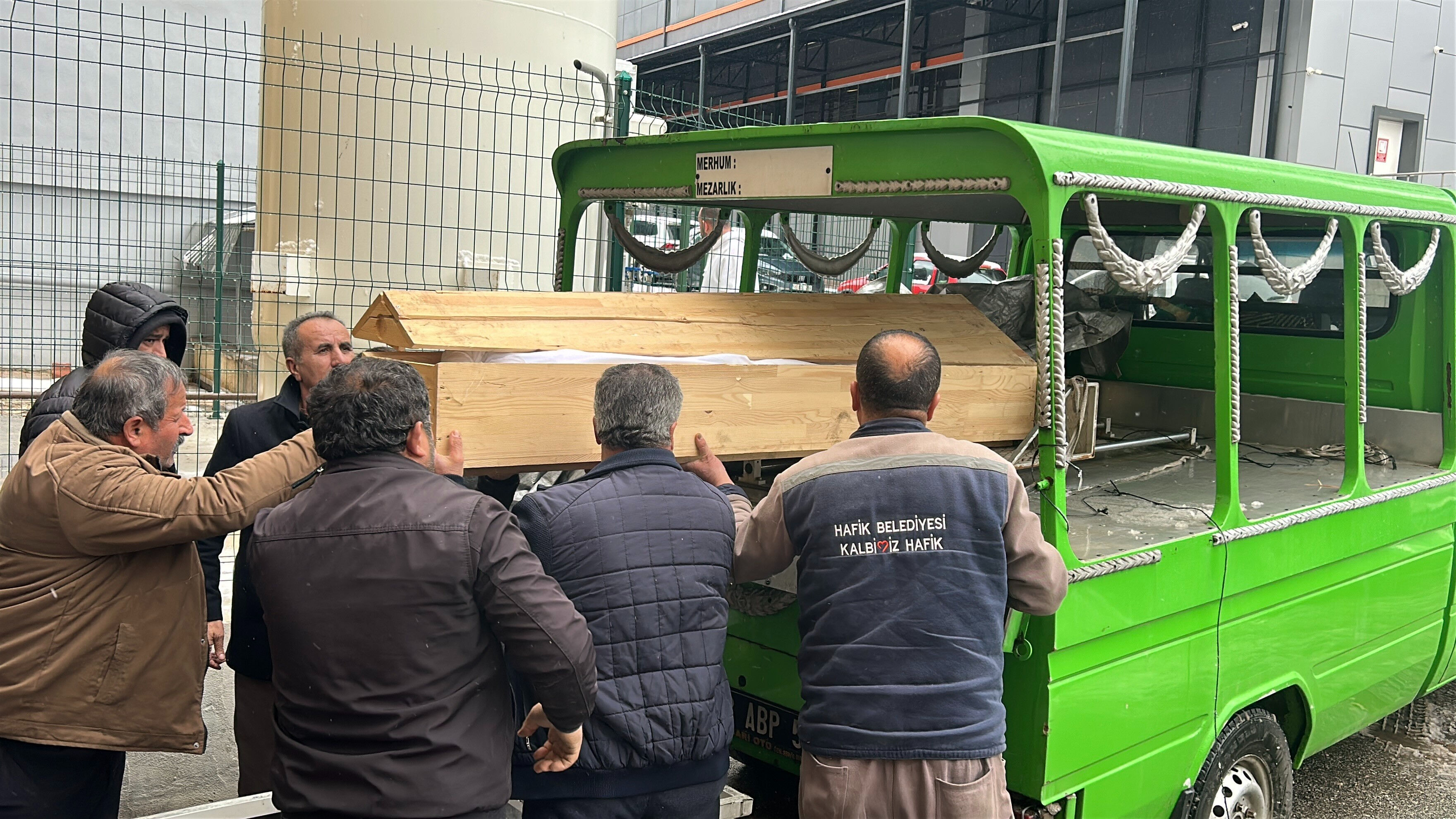 Sivas'ta soba faciası can aldı! Eteği tutuşan yaşlı kadın kurtarılamadı Sivas'ta soba faciası can aldı! Eteği tutuşan yaşlı kadın kurtarılamadı - 1. Resim