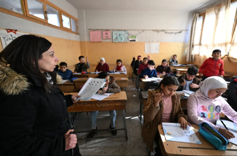 Suriye'de Esad rejiminin devrilmesinden bir hafta sonra okullar yeniden açıldı Suriye'de Esad rejiminin devrilmesinden bir hafta sonra okullar yeniden açıldı - 3. Resim