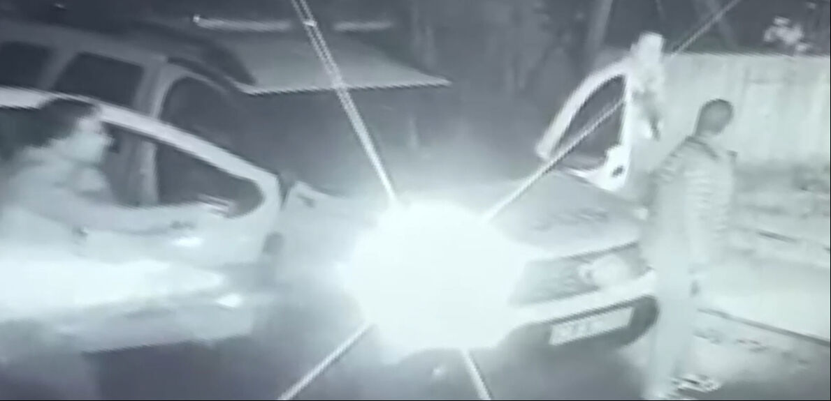 Ümraniye'de polise ateş açmaya çalışan şüpheli tutuklandı! Şoke eden görüntüler ortaya çıktı - 3. Resim