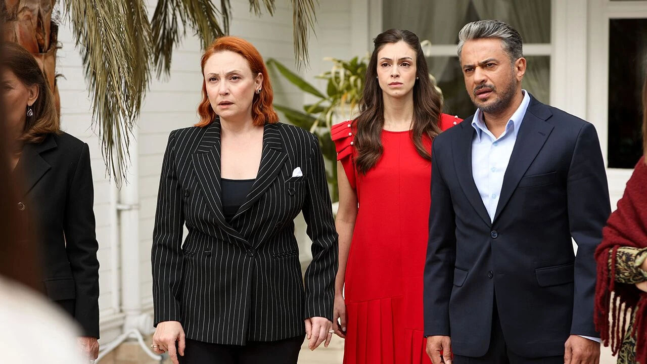 Yalı Çapkını dizisinin final tarihi açıklandı! İşte ekranlara veda edeceği bölüm... - 1. Resim