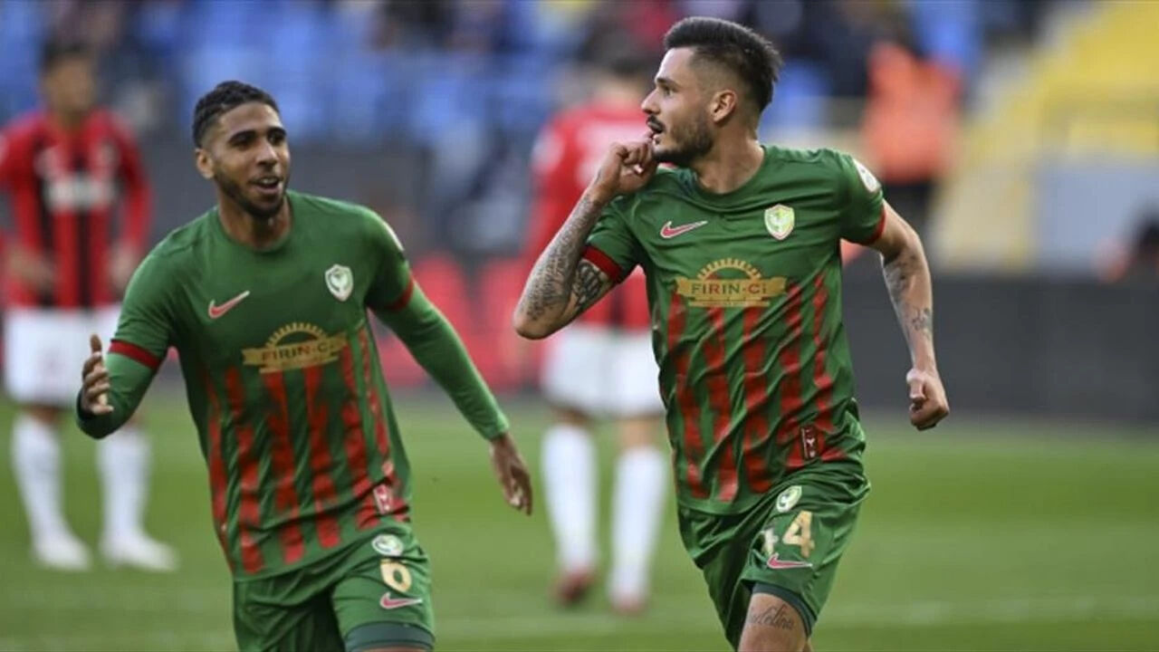 Alanyaspor - Amedspor maçı hangi kanalda, şifresiz mi, saat kaçta? Karşılaşmayı hakem Yasin Kol yönetecek! - 2. Resim