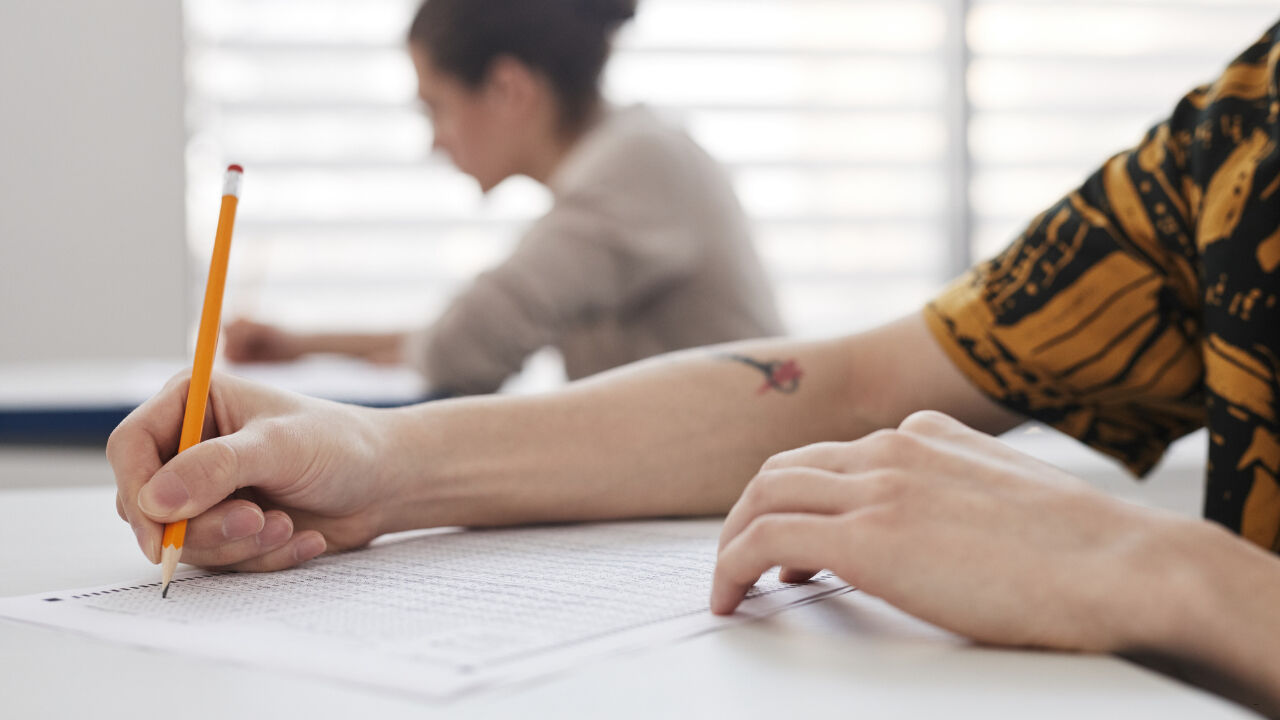 AÖF sınav sonuçları açıklandı mı? AÖF vize sınavları 7-8 Aralık'ta yapıldı AÖF sınav sonuçları açıklandı mı? AÖF vize sınavları 7-8 Aralık'ta yapıldı - 1. Resim