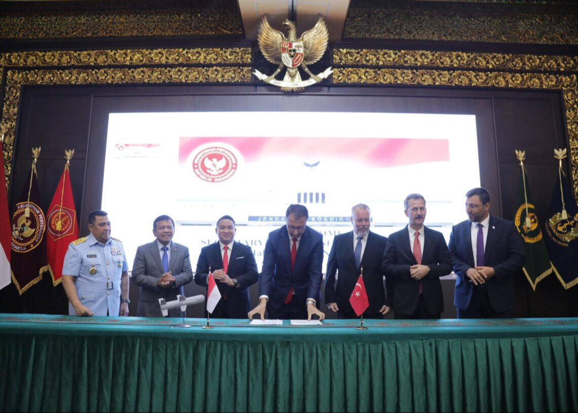 Endonezya ASELSAN'ın başarısına kayıtsız kalamadı! Fransız basını böyle duyurdu Endonezya ASELSAN'ın başarısına kayıtsız kalamadı! Fransız basını böyle duyurdu - 1. Resim