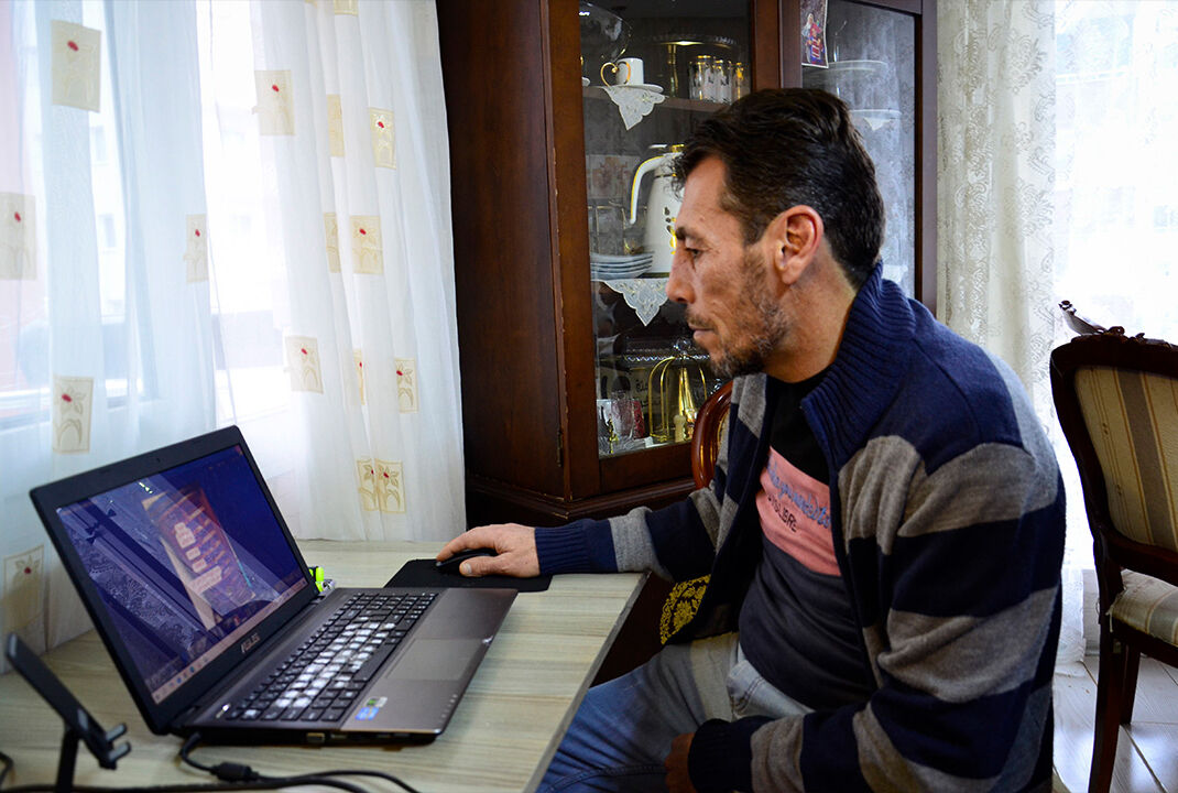 Eşyalarını Whatsapp üzerinden satışa çıkardılar! Ülkelerine dönen Suriyeliler alıcı bekliyor Eşyalarını Whatsapp üzerinden satışa çıkardılar! Ülkelerine dönen Suriyeliler alıcı bekliyor - 2. Resim