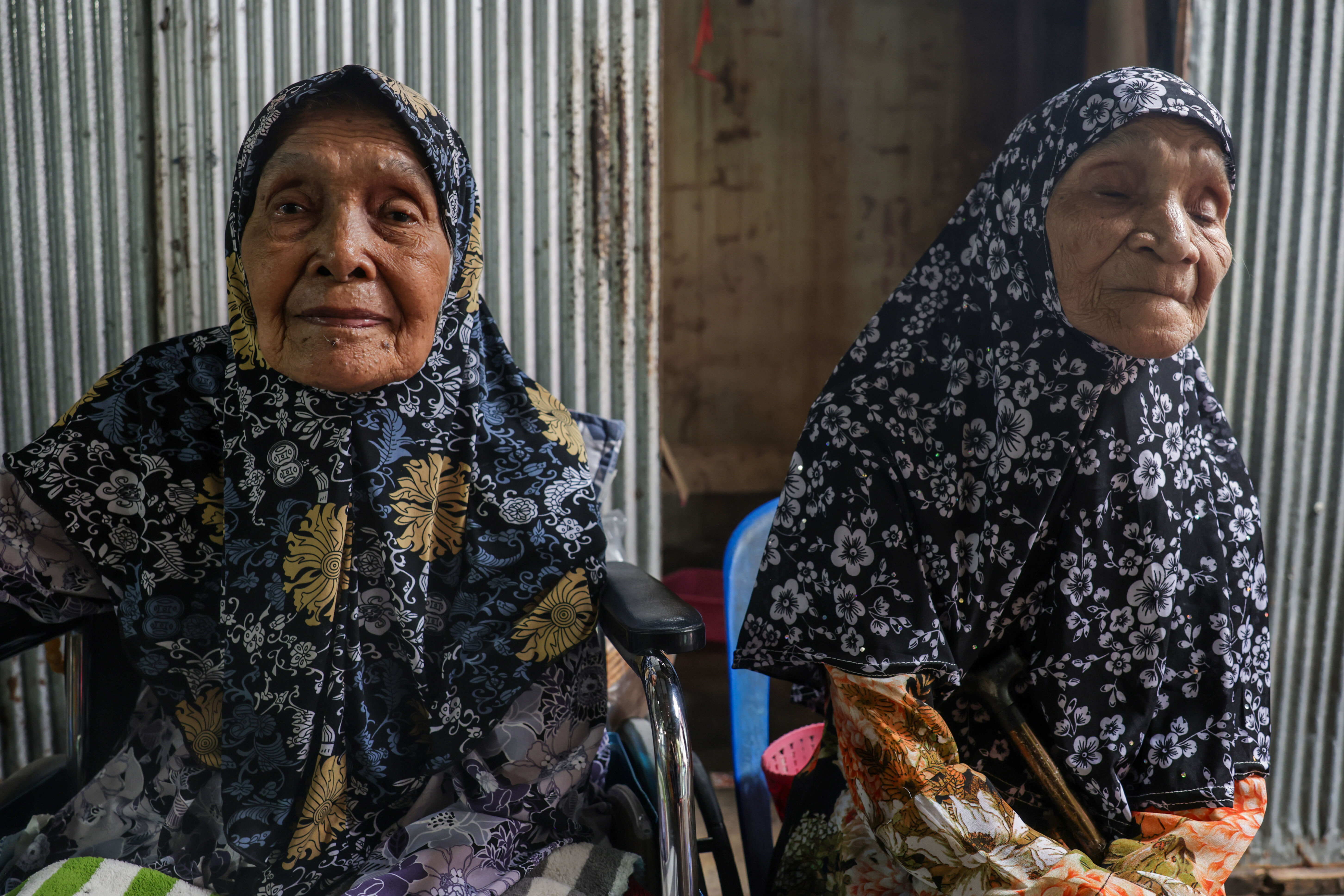 Ev, okul, market her şey suyun üzerinde! Yüzen köyü görenler gözlerine inanamıyor, burada herkes aynı işi yapıyor - 11. Resim