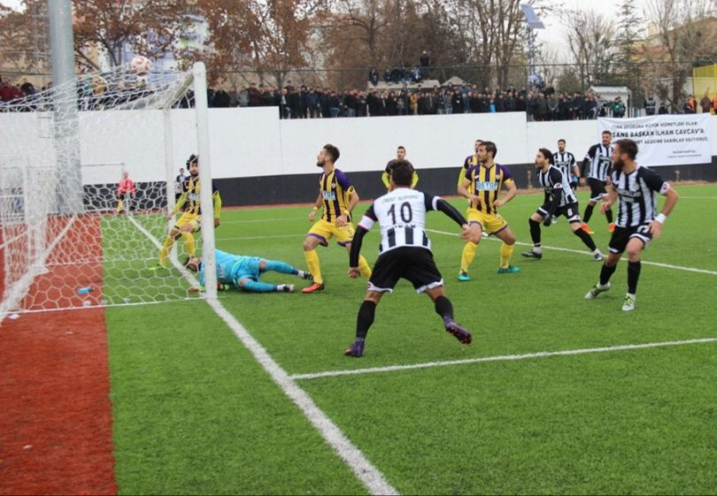 Eyüpspor-Etimesgut Belediyespor maçı ne zaman, hangi kanalda? Maçın hakemi Ömer Tolga Güldibi oldu! - 3. Resim