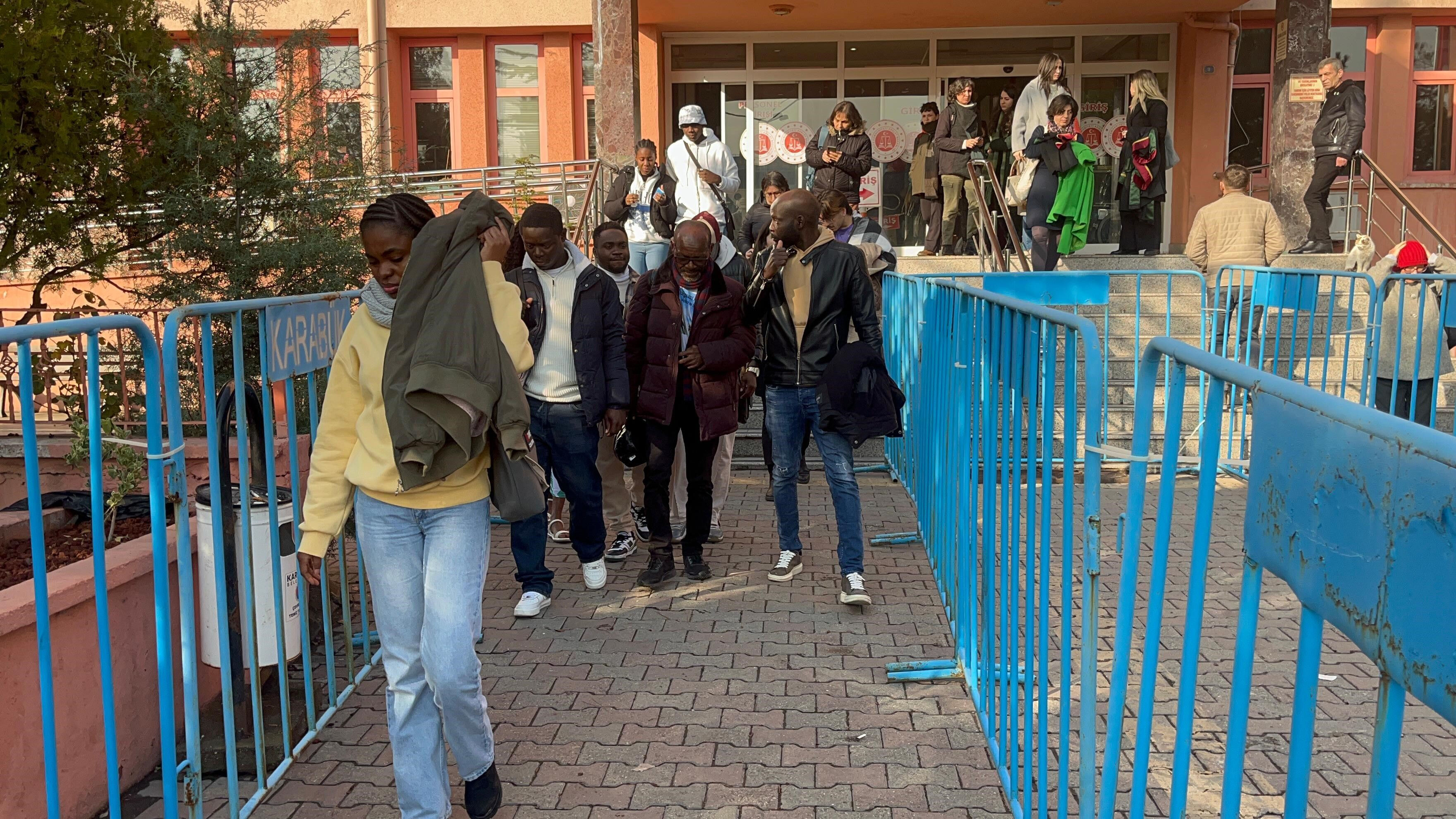 Gabonlu Dina cinayetinde yeni gelişme: Tutuklu Dursun Acar'a beraat Gabonlu Dina cinayetinde yeni gelişme: Tutuklu Dursun Acar'a beraat - 1. Resim