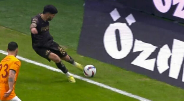 Galatasaray-Trabzonspor maçına damga vuran kararlar için son nokta! Top çizgiyi geçti mi? Kırmızı kart ve penaltı... - 3. Resim