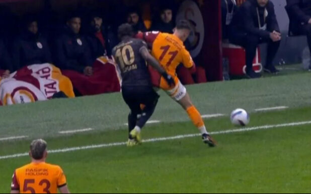 Galatasaray-Trabzonspor maçına damga vuran kararlar için son nokta! Top çizgiyi geçti mi? Kırmızı kart ve penaltı... - 2. Resim