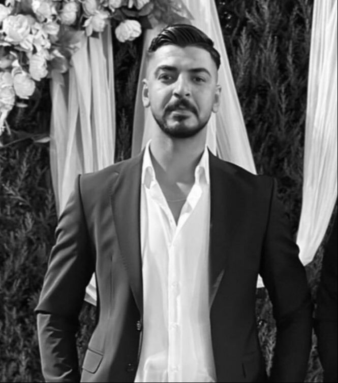 İzmir'de silahlı çatışma: Cevdet Temel'i kurşun yağmuruna tuttular - 1. Resim