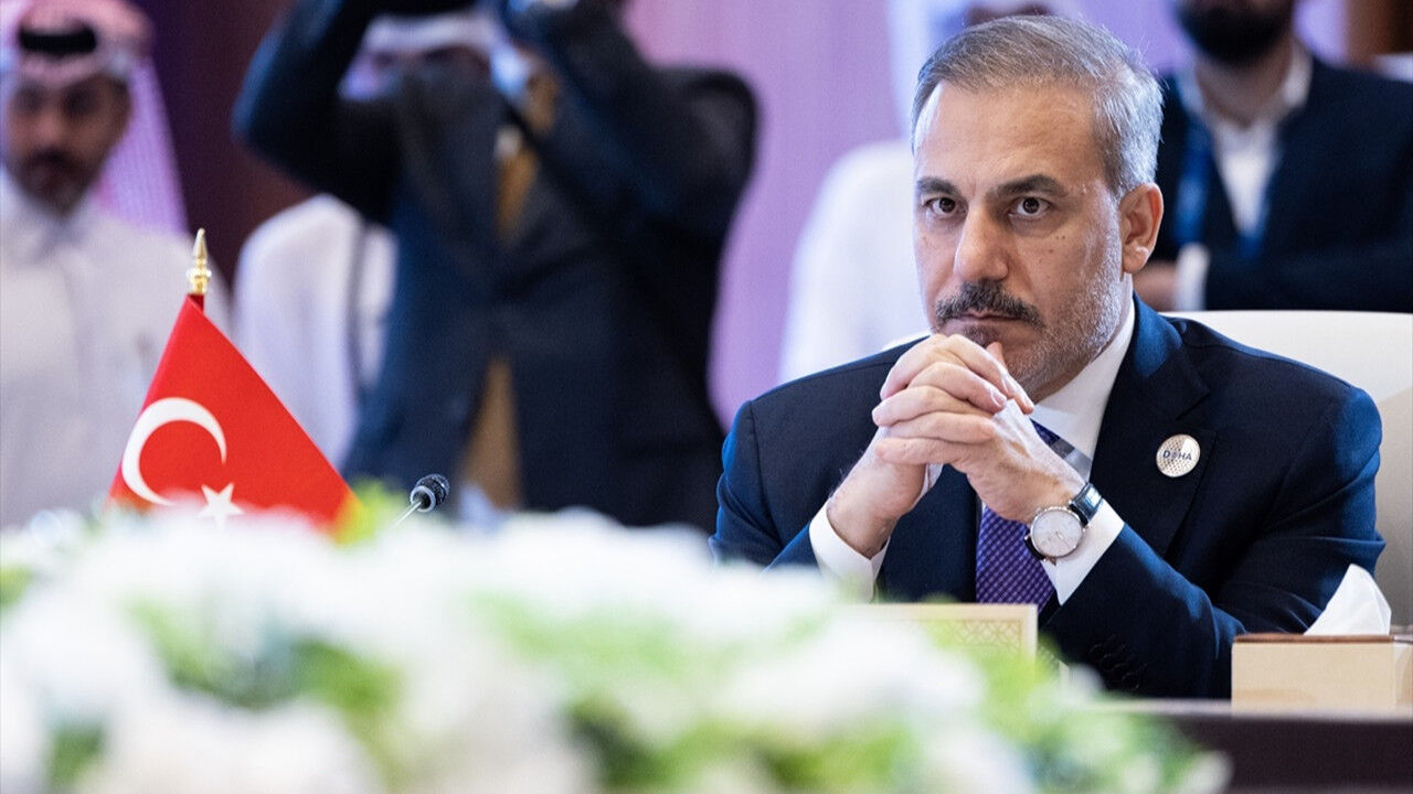 Kaçış kararı Doha'daki zirvede alındı: Esad'ın gitmek için çalmadığı kapı kalmamış - 1. Resim