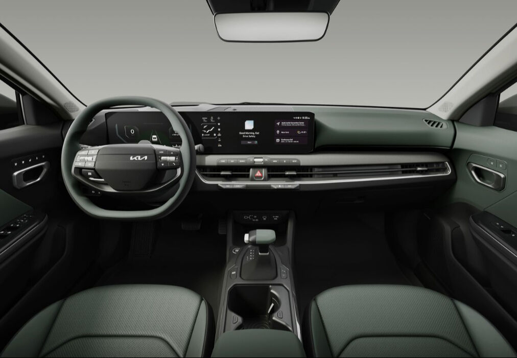 Kia'nın yeni sedan modeli K4 özellikleriyle mest etti! Sürücüyle konuşan otomobil - 1. Resim