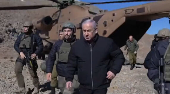Netanyahu İsrail işgali altındaki Suriye'den video paylaştı! Hermon Dağı'nda Şam hazırlığı Netanyahu İsrail işgali altındaki Suriye'den video paylaştı! Hermon Dağı'nda Şam hazırlığı - 2. Resim