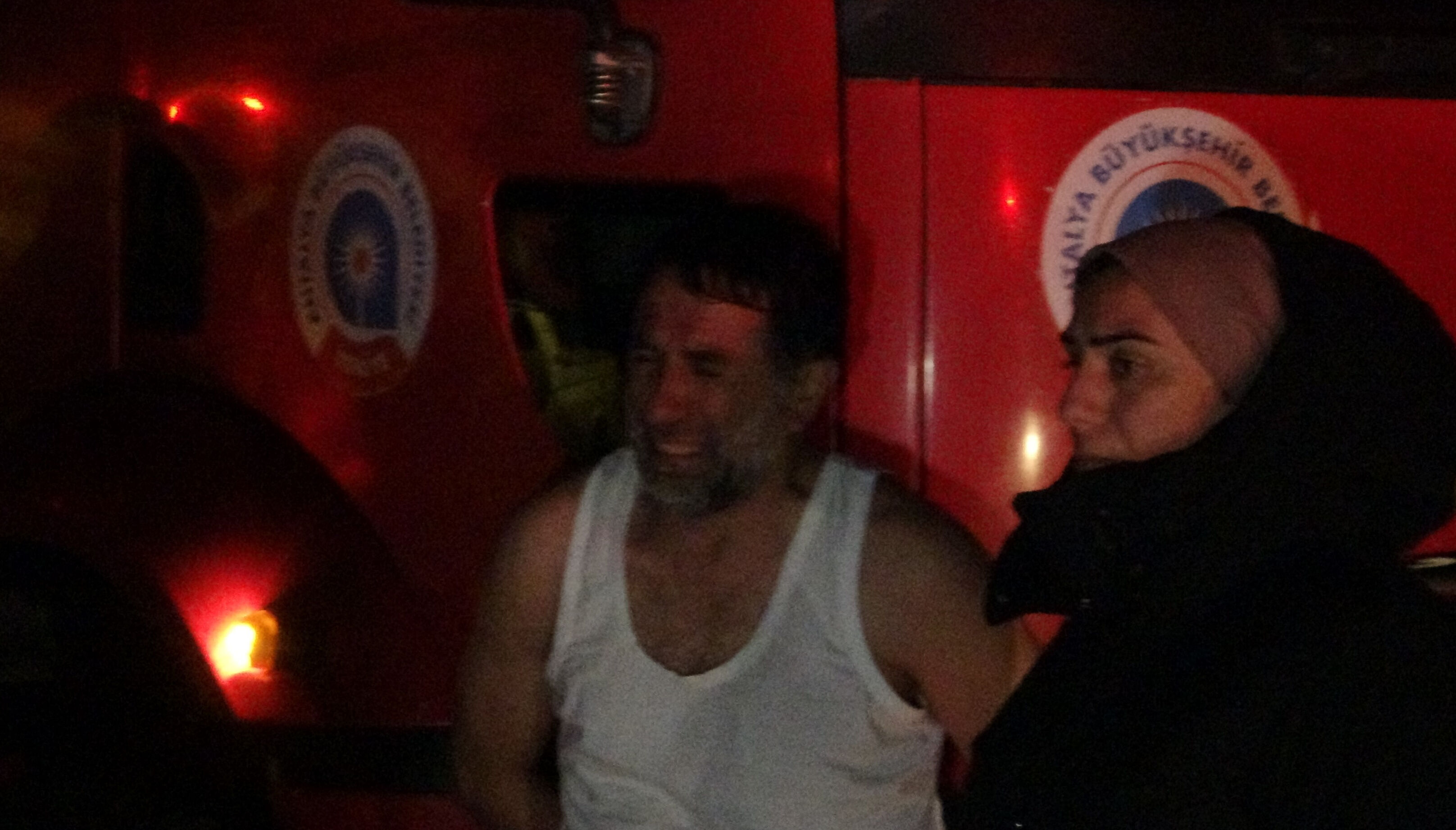 Atölyedeki yangında hayatını kaybeden gencin 20 gün önce işe başladığı ortaya çıktı - 1. Resim