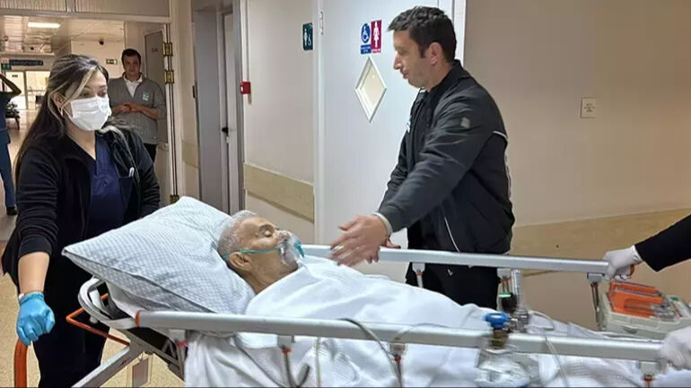 Ferdi Tayfur’un sağlık durumu nasıl, hastalığı ne? Tuğçe Tayfur’un açıklamasıyla gündeme oturdu  - 2. Resim