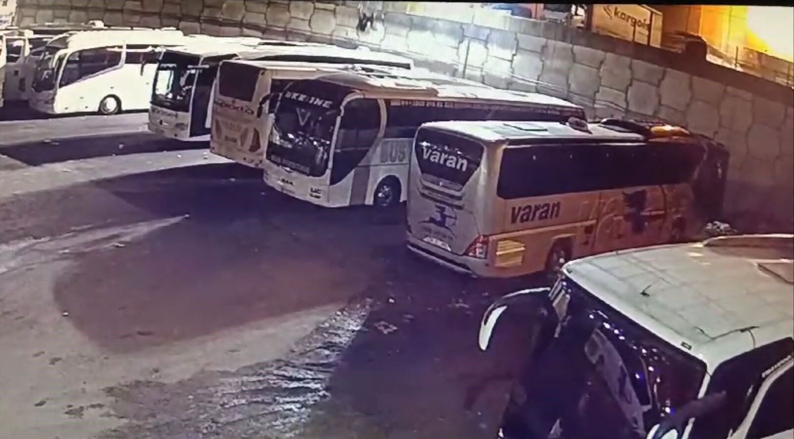 Tel kopunca betona düşüp can vermişlerdi! Kahreden olayın görüntüleri ortaya çıktı - 2. Resim