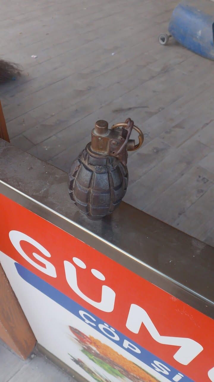 Beylikdüzü’nde bulunan cismin bomba olmadığı anlaşıldı! Bakın ne çıktı - 1. Resim