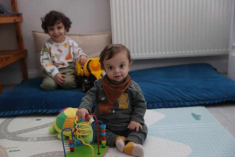 Çocuğuna karaciğerini veren anne: Oğlum aslında beyaz tenliymiş Çocuğuna karaciğerini veren anne: Oğlum aslında beyaz tenliymiş - 2. Resim