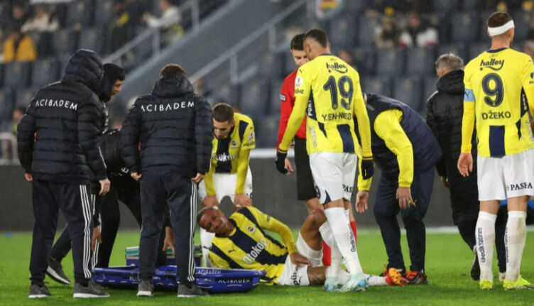 Fenerbahçe'de sakatlar Mourinho'yu düşündürüyor! Eyüpspor karşısında 11'de büyük değişim - 2. Resim