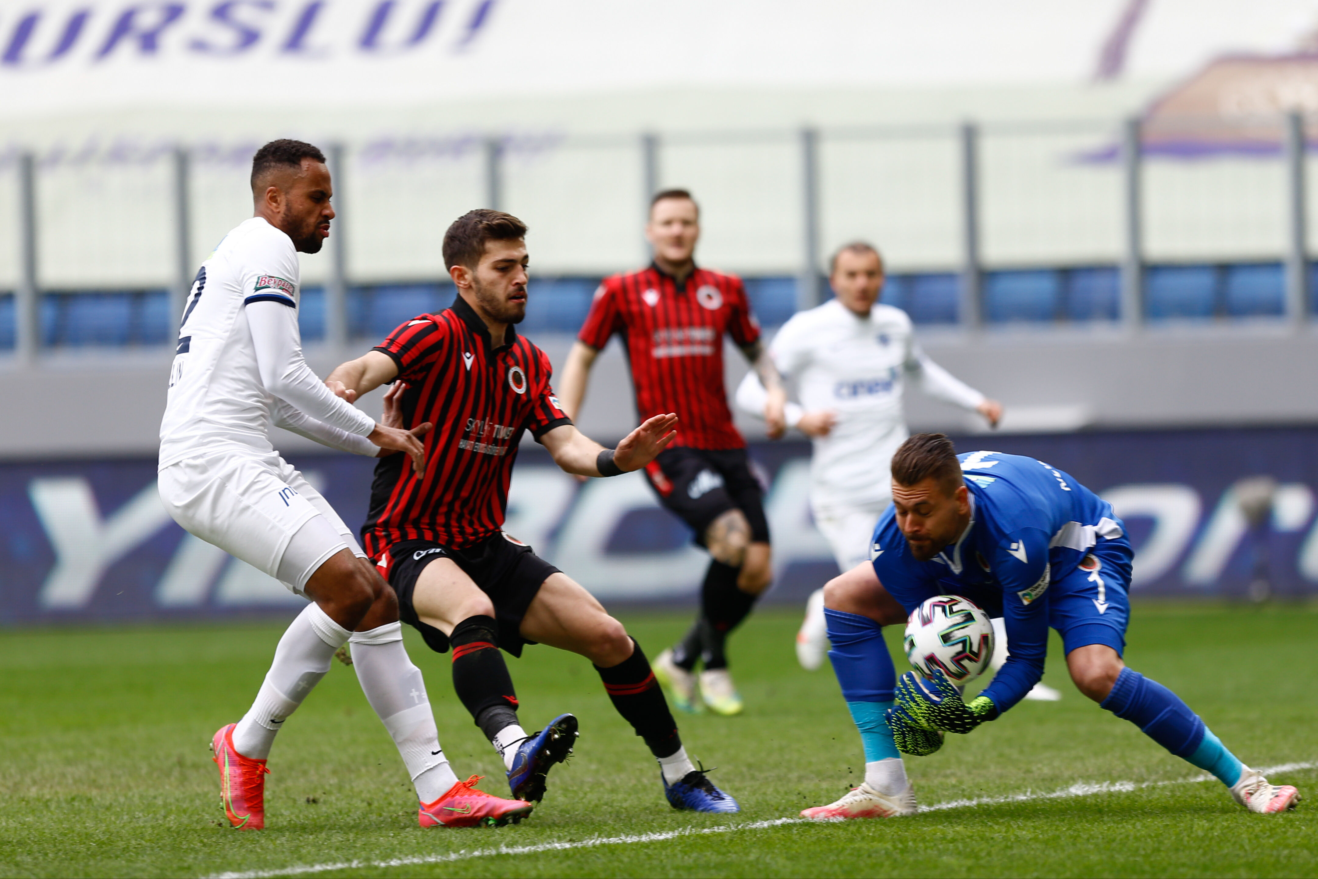 Gençlerbirliği-Kasımpaşa nereden izlenir, ne zaman, saat kaçta? Maçın hakemi Erkan Özdamar olacak! Gençlerbirliği-Kasımpaşa nereden izlenir, ne zaman, saat kaçta? Maçın hakemi Erkan Özdamar olacak! - 1. Resim