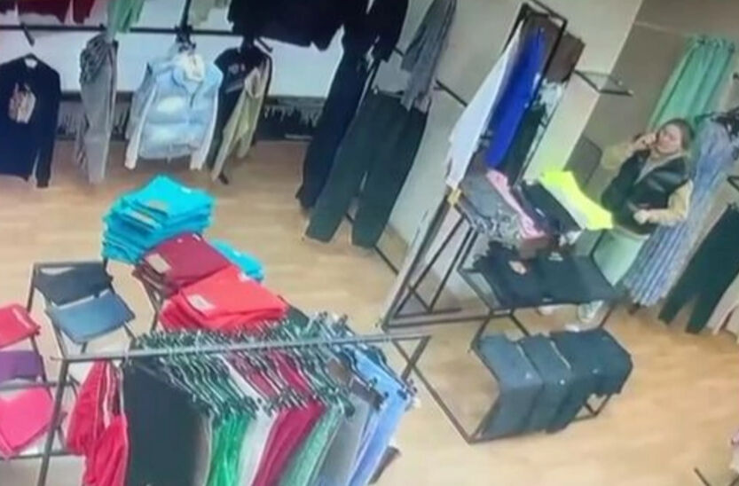 Hamile kadını kaçırmaya çalışıp kocasını vurdular! Detaylar tüyler ürpertti Hamile kadını kaçırmaya çalışıp kocasını vurdular! Detaylar tüyler ürpertti - 1. Resim