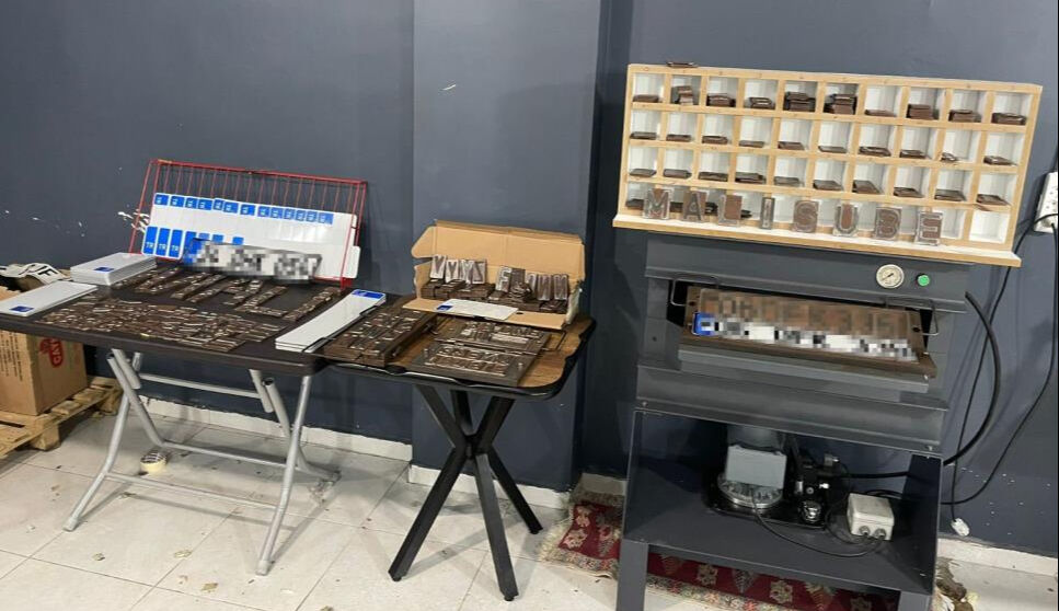 İstanbul'da sahte plaka operasyonu! Çetelere plaka yapıyorlardı - 2. Resim
