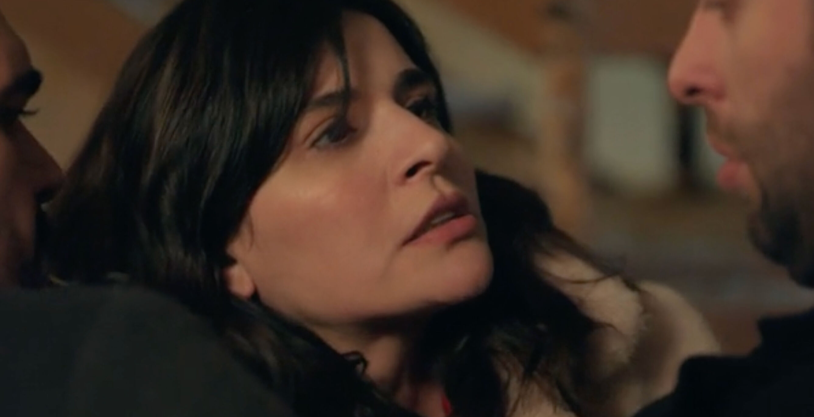 Leyla dizisinde Ferda neden ayrıldı? Yerine Buse Sinem İren geldi  - 3. Resim