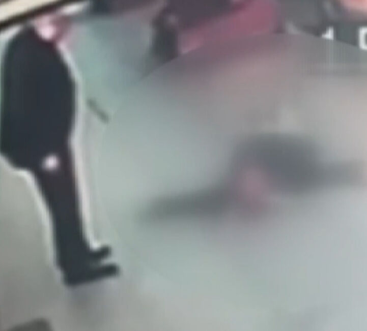 Türkiye Ataşehir'deki infazı konuşmuştu! Apartman yöneticisinin öldürüldüğü olayın görüntüleri ortaya çıktı - 2. Resim