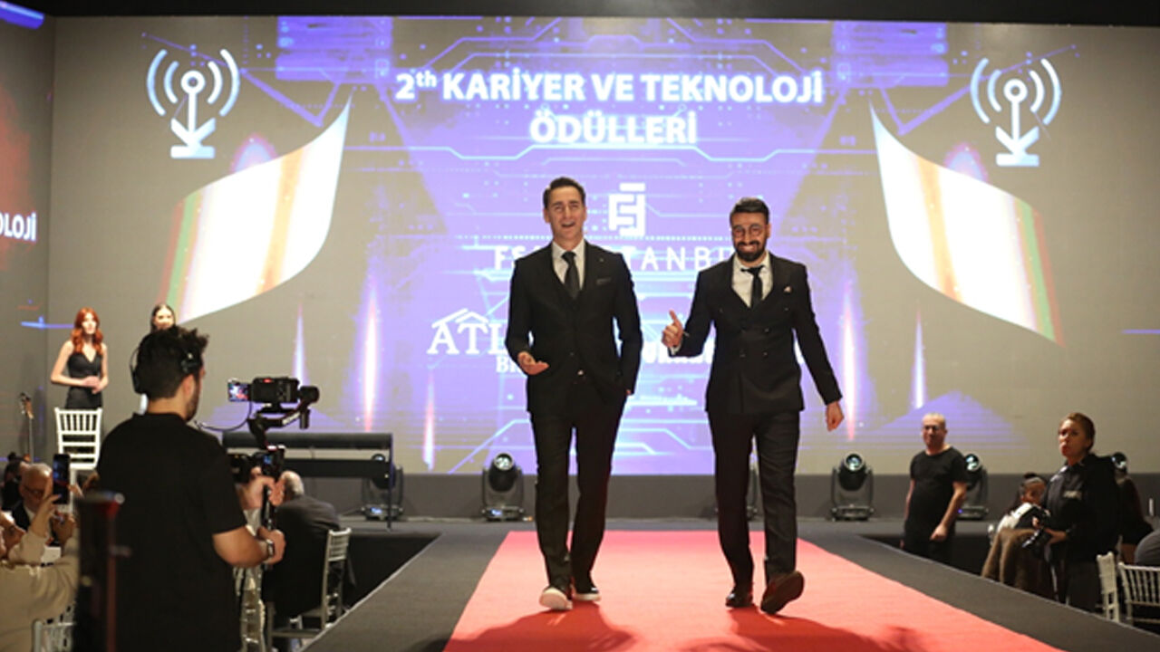2. Kariyer ve Teknoloji Ödülleri sahiplerini buldu 2. Kariyer ve Teknoloji Ödülleri sahiplerini buldu - 1. Resim