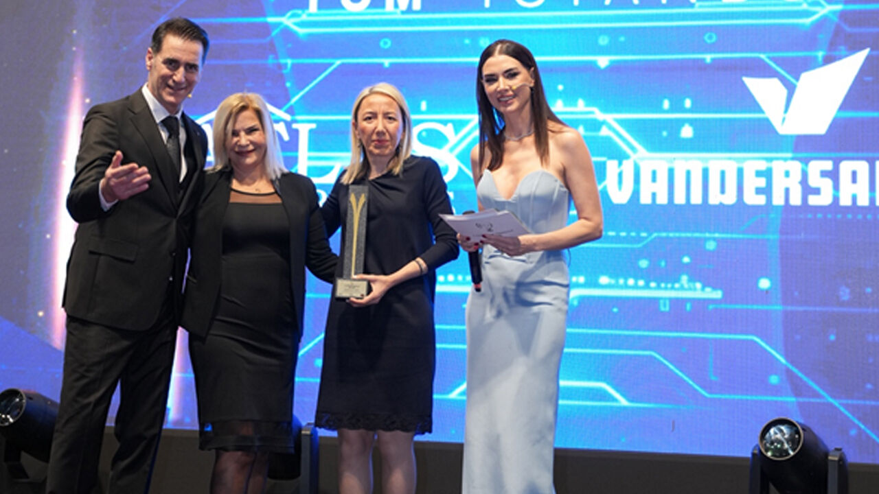 2. Kariyer ve Teknoloji Ödülleri sahiplerini buldu 2. Kariyer ve Teknoloji Ödülleri sahiplerini buldu - 22. Resim