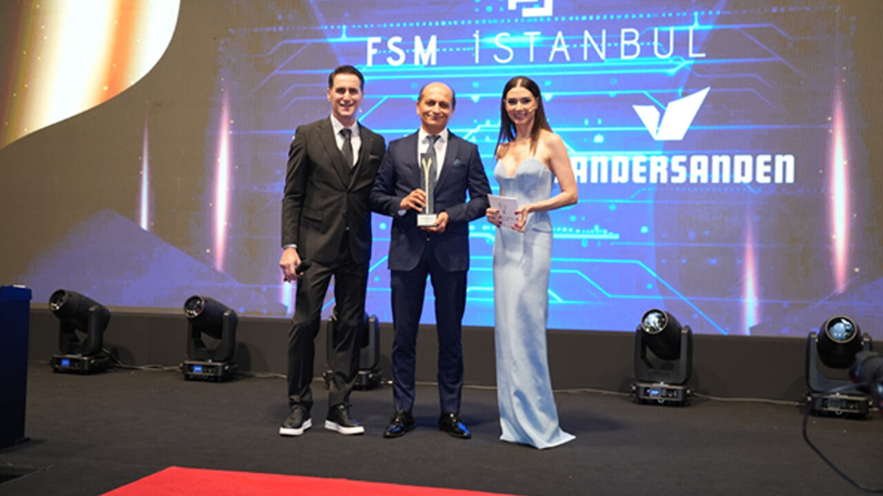 2. Kariyer ve Teknoloji Ödülleri sahiplerini buldu 2. Kariyer ve Teknoloji Ödülleri sahiplerini buldu - 12. Resim