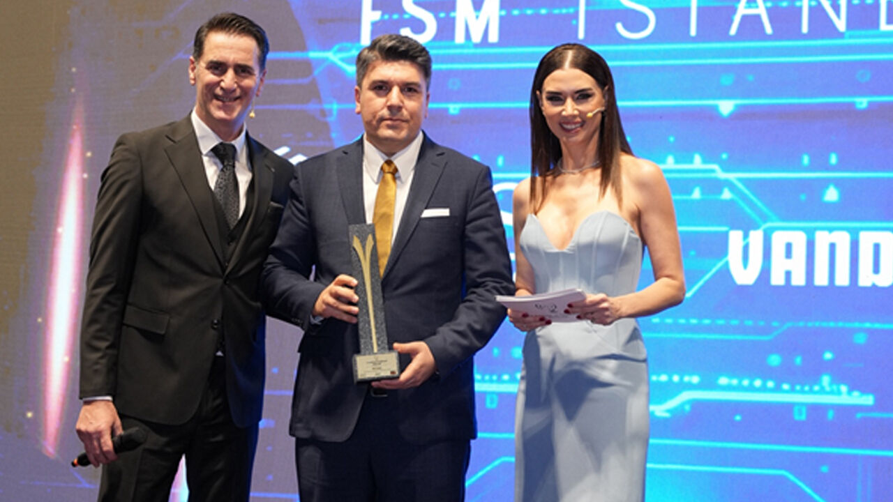 2. Kariyer ve Teknoloji Ödülleri sahiplerini buldu 2. Kariyer ve Teknoloji Ödülleri sahiplerini buldu - 13. Resim