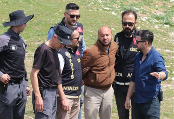 Antalya'da eşi hakkında dedikodu çıkardığını iddia ettiği kişiyi öldüren şahın cezası belli oldu - 3. Resim