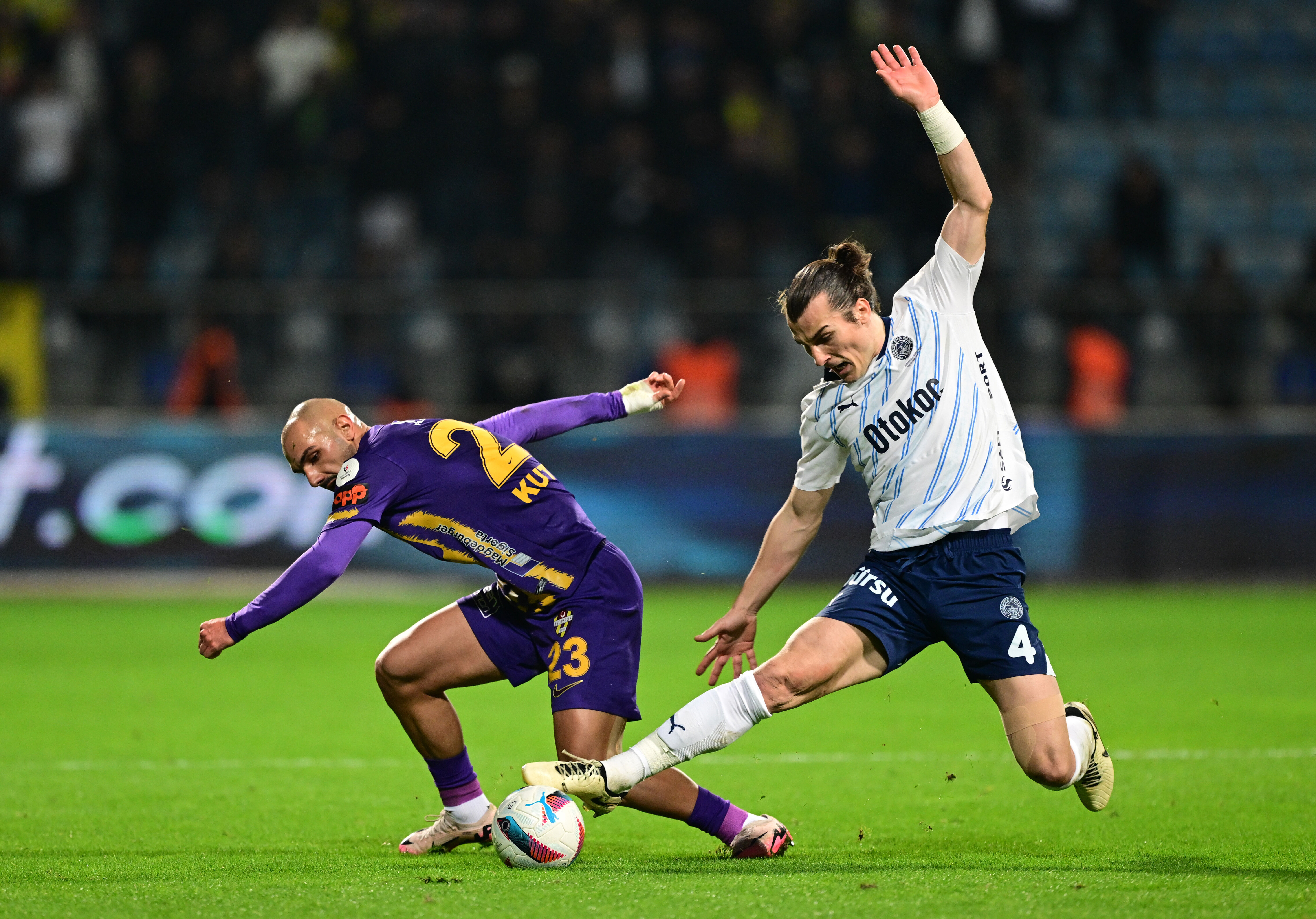 Fenerbahçe, Eyüp'te puan bıraktı! Sarı-lacivertliler yara aldı Fenerbahçe, Eyüp'te puan bıraktı! - 4. Resim