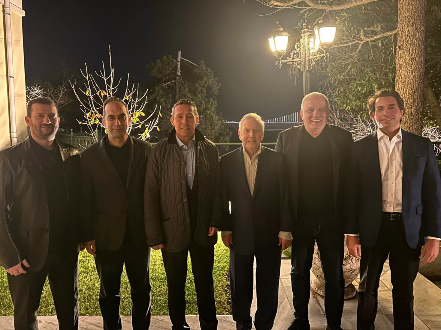 Fenerbahçe'de dev buluşma! Ali Koç ile Aziz Yıldırım bir araya geldi - 3. Resim