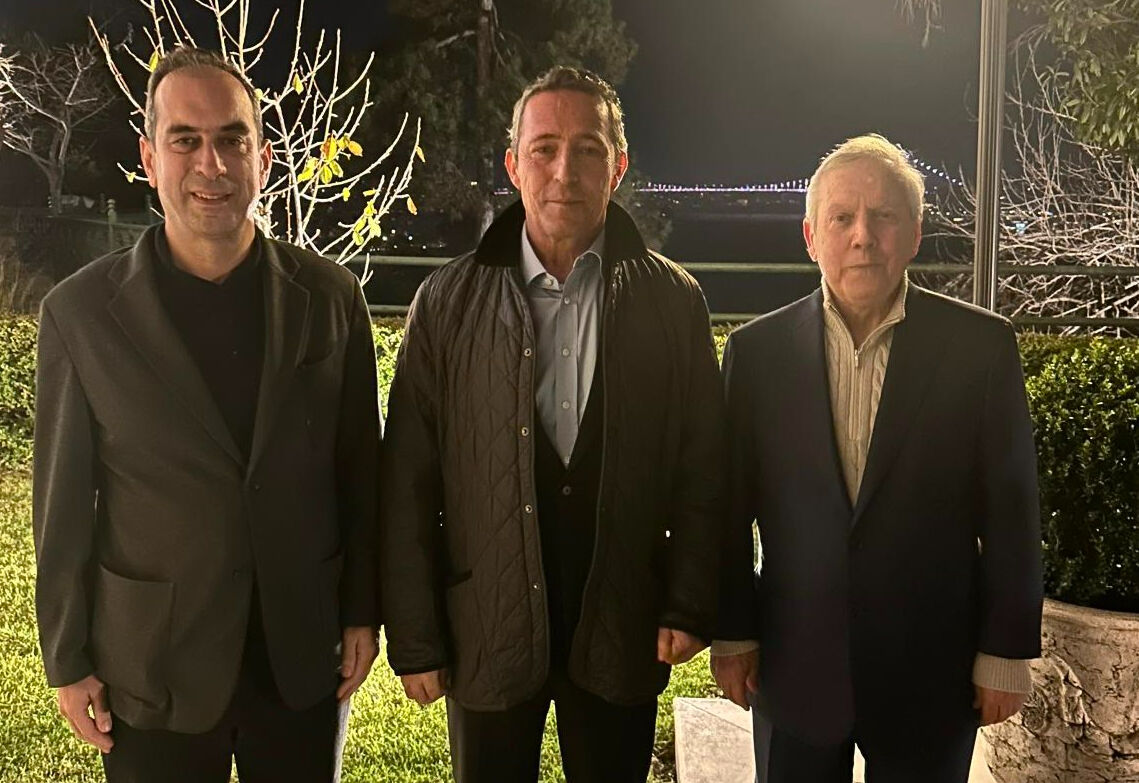 Fenerbahçe'de dev buluşma! Ali Koç ile Aziz Yıldırım bir araya geldi - 2. Resim