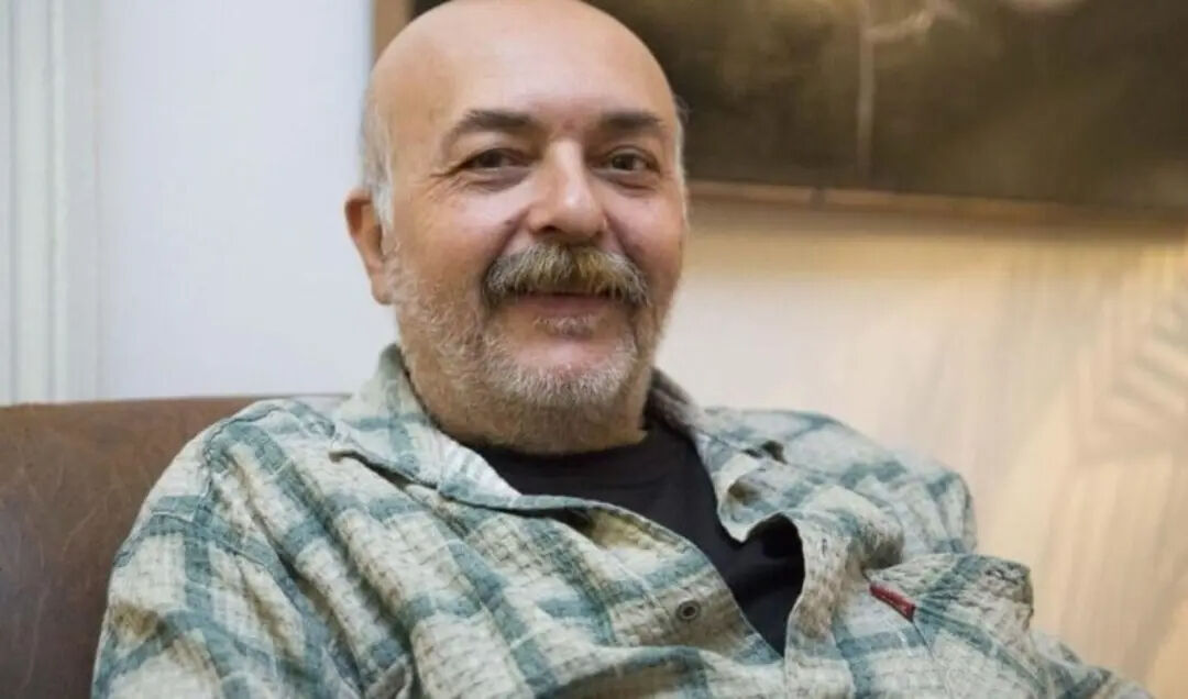 İddialı diziyle anlaştı! Settar Tanrıöğen setlere dönüyor! Yeni rolü dikkat çekti - 2. Resim