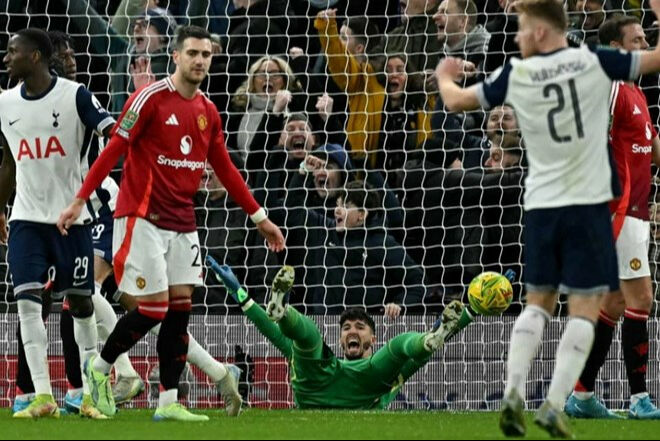 İngiltere'de gündem Altay Bayındır! Tottenham-Manchester United maçına damga vuran hata - 1. Resim