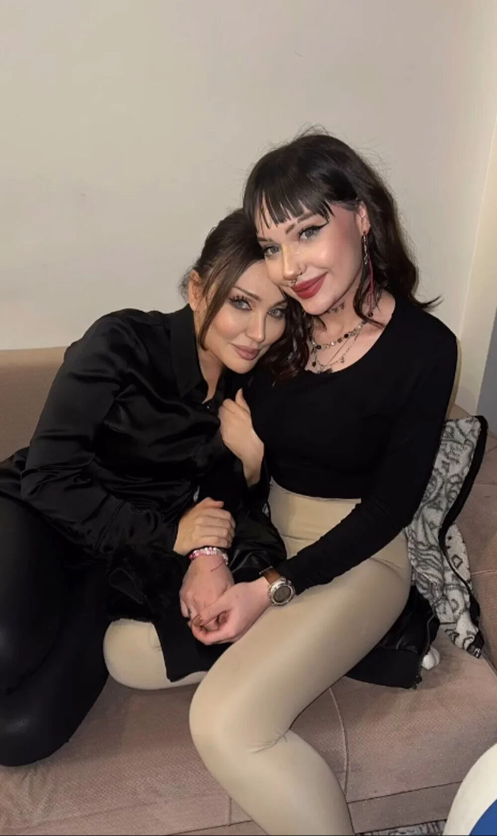 Madde bağımlılığı nedeniyle tedavi görüyordu! Umut Akyürek kızının son halini paylaştı - 1. Resim