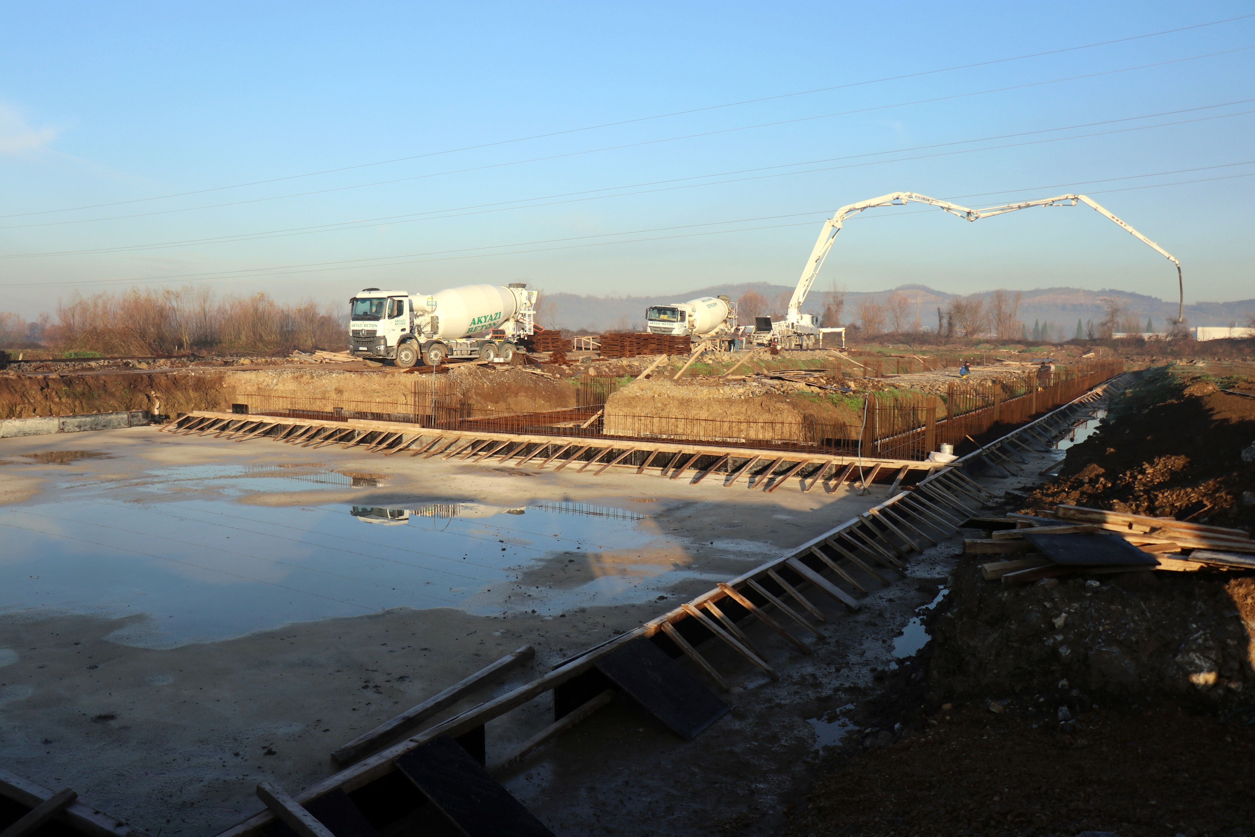 3 kişi ile yola çıktılar dünya markası oldular! Şimdi Sakarya'da 10 milyon dolarlık fabrikanın temelini attılar - 3. Resim